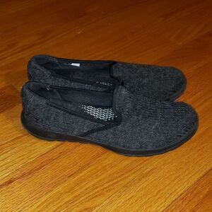 Skechers goga mat flats